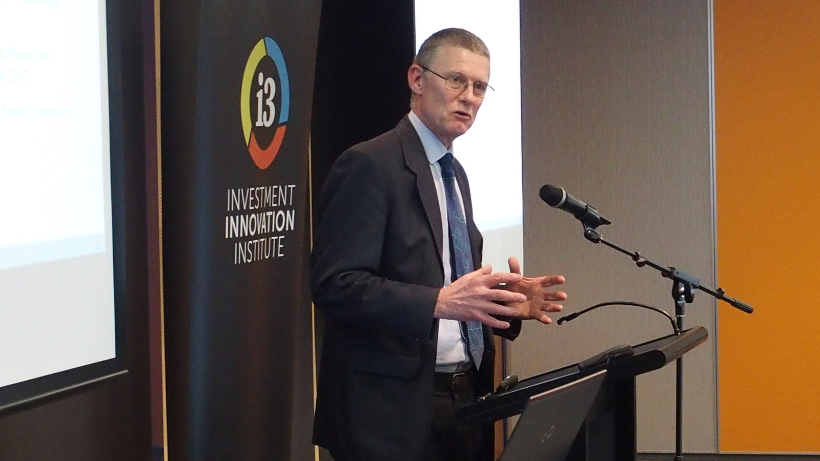 [i3] Luncheon – Capacity in Equity Funds (MEL)