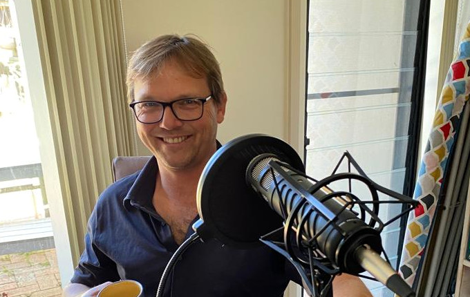 Dr Warren McKenzie, Founder and Managing Director, HB11 Energy